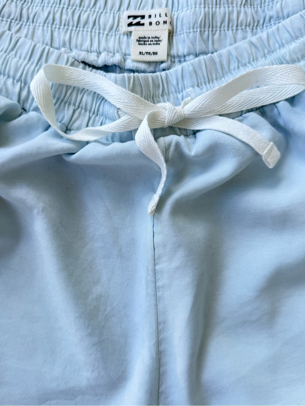 Billabong Road Trippin Shorts Washed Chambray light Blue curved hem pull on XL - Picture 7 of 9